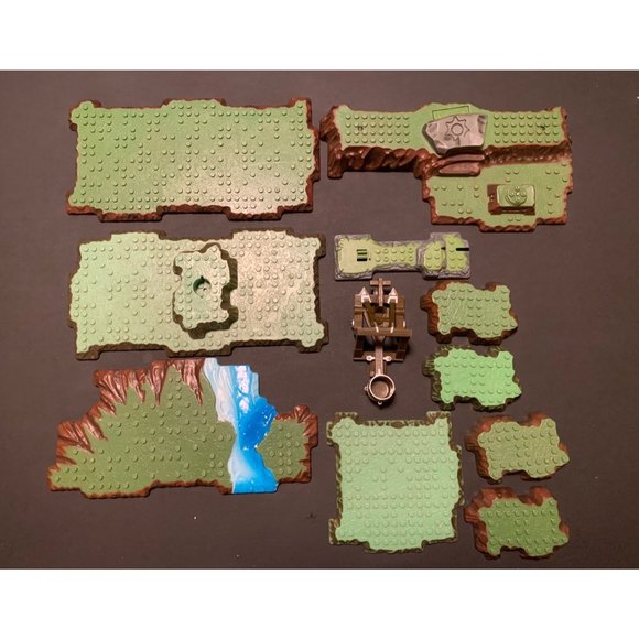 Knights and Castle Mega Bloks Block set of Land bases 10 big pieces - Picture 3 of 5